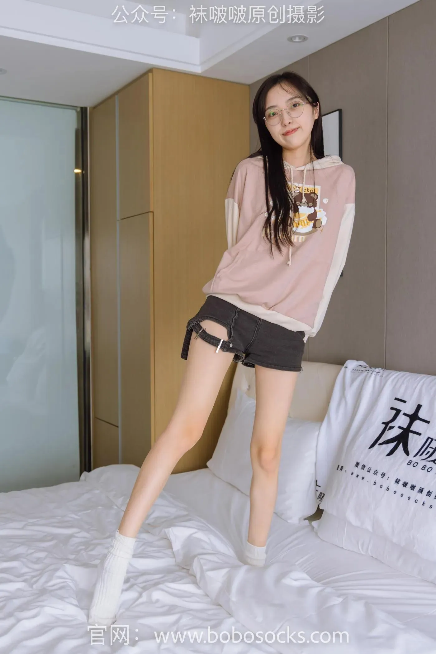 [BoBoSocks袜啵啵]NO.143 稚予-匡威板鞋、vans帆布鞋、两双白棉袜 [166P]插图5